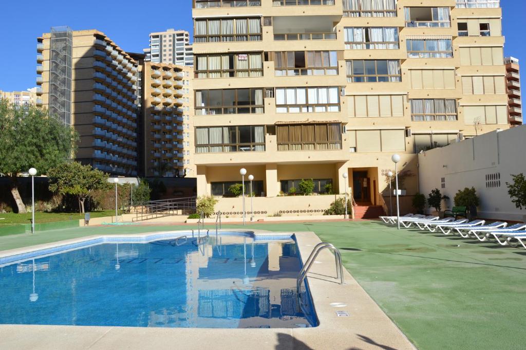 Bazén v ubytovaní GEMELOS IV Loysan apt. with pool alebo v jeho blízkosti