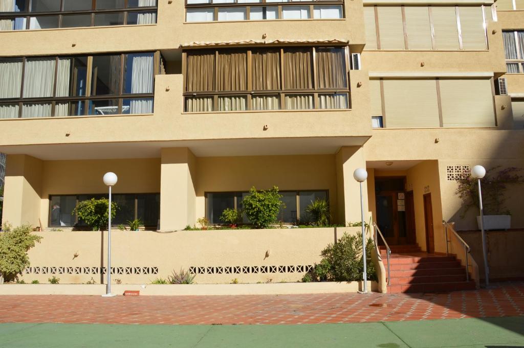 Budova, v ktorej sa apartmán nachádza