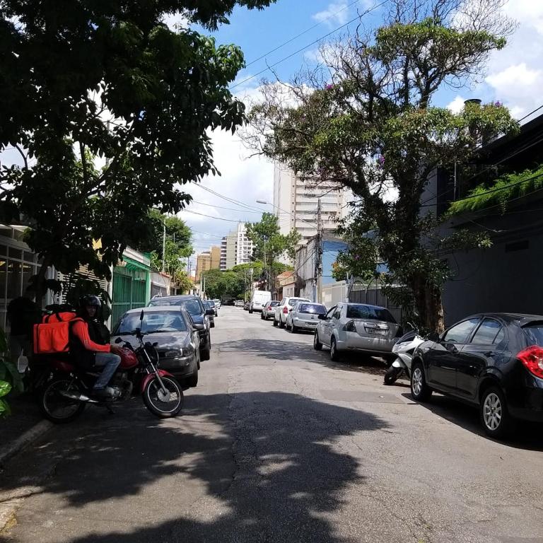  Proximo Av Berrini ao lado da Trevisan faculdade