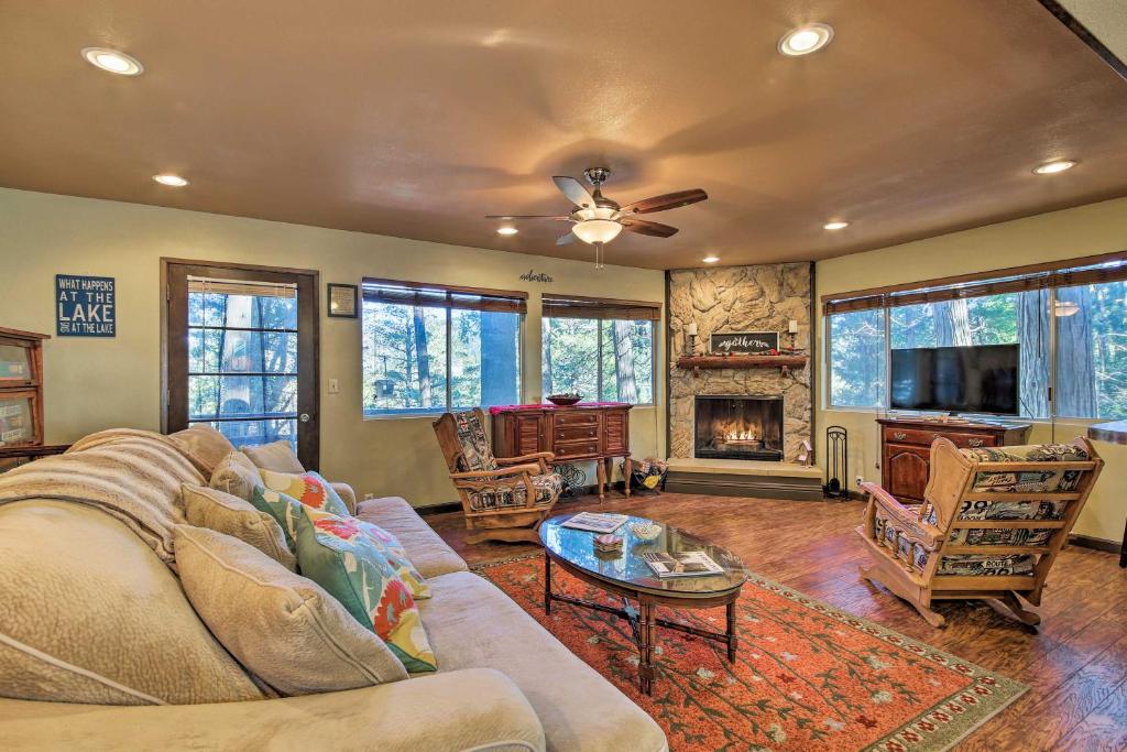 Crestline – Photos 5