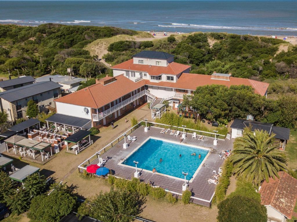 an aerial view of a house with a swimming pool at Amelia in Ostende