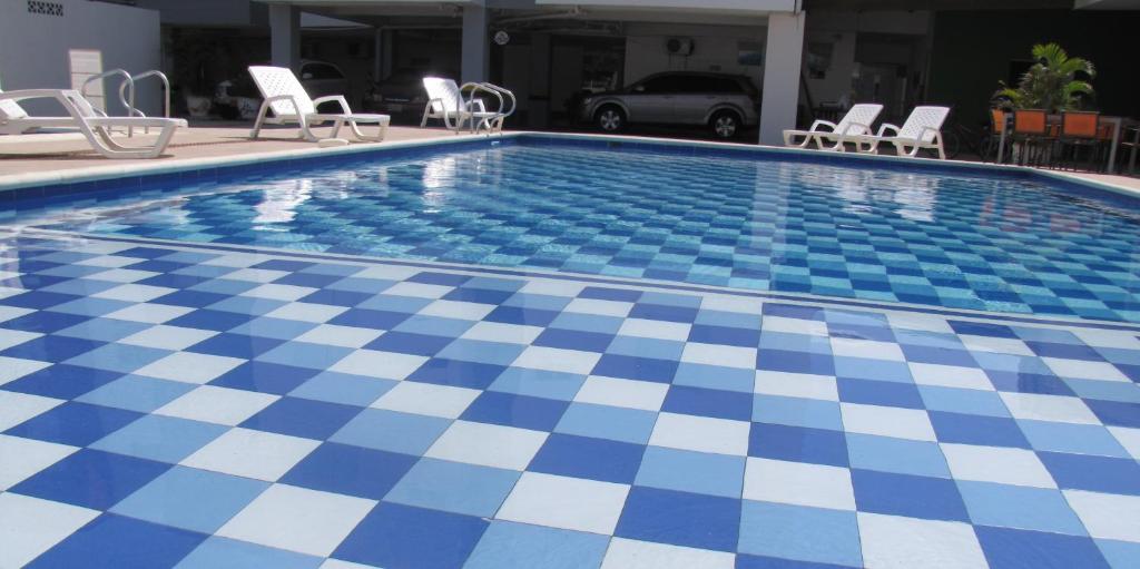 Bazén v ubytování Hotel Mar del Plata nebo v jeho okolí