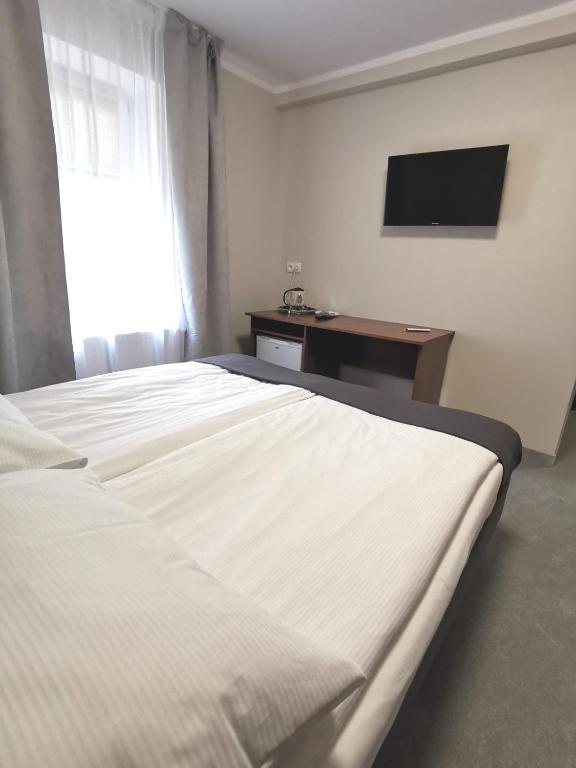 Pokoje gościnne Rubin - Double Or Twin Room With Bathroom