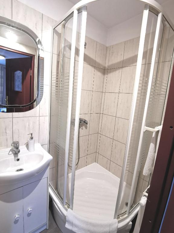 Pokoje gościnne Rubin - Double Room With Private Bathroom
