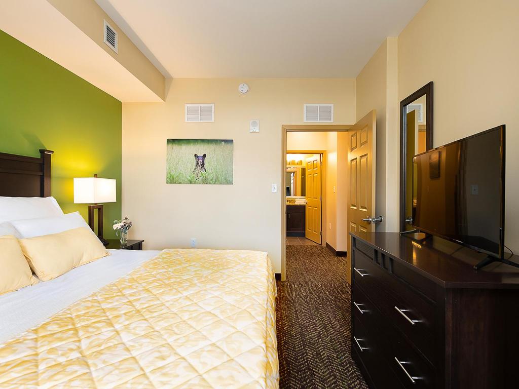 The Resort at Governor's Crossing - 