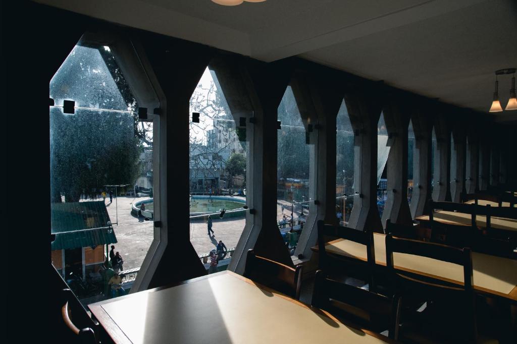  Lucape Palace Hotel