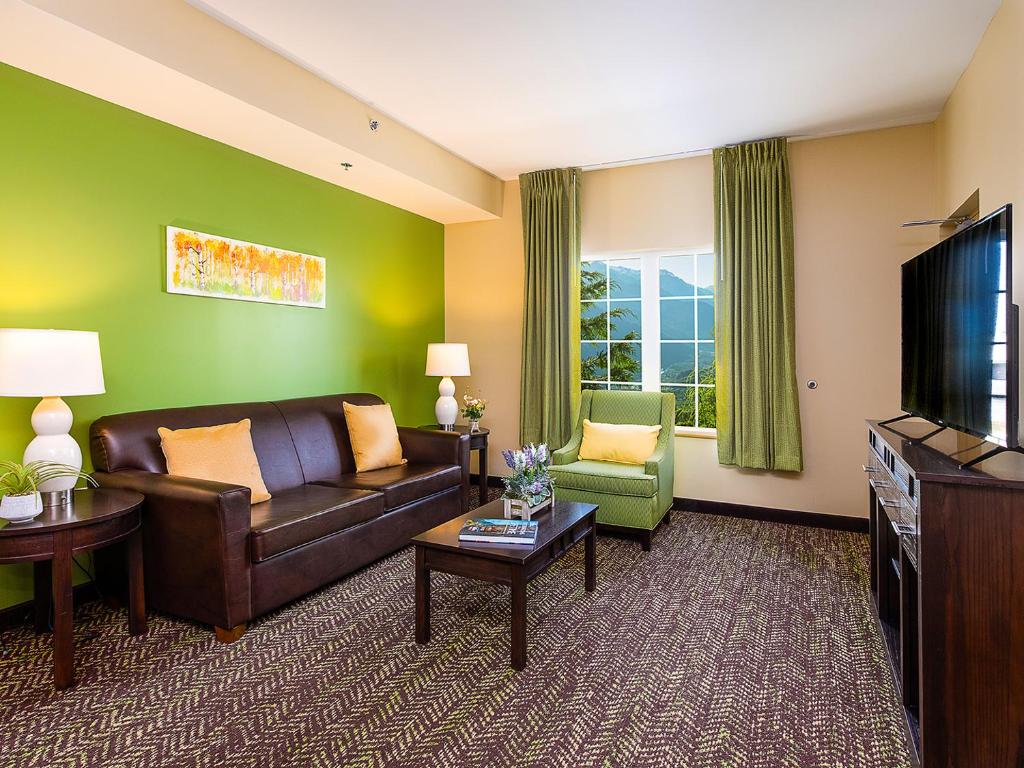 The Resort at Governor's Crossing - 