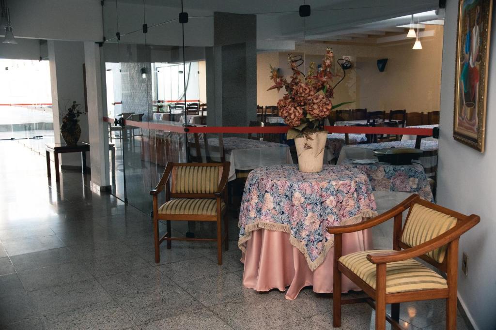  Lucape Palace Hotel