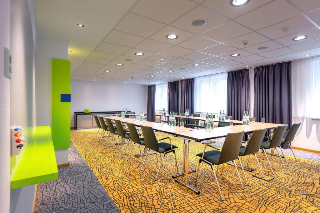 Park Inn by Radisson Nürnberg - Resim 28