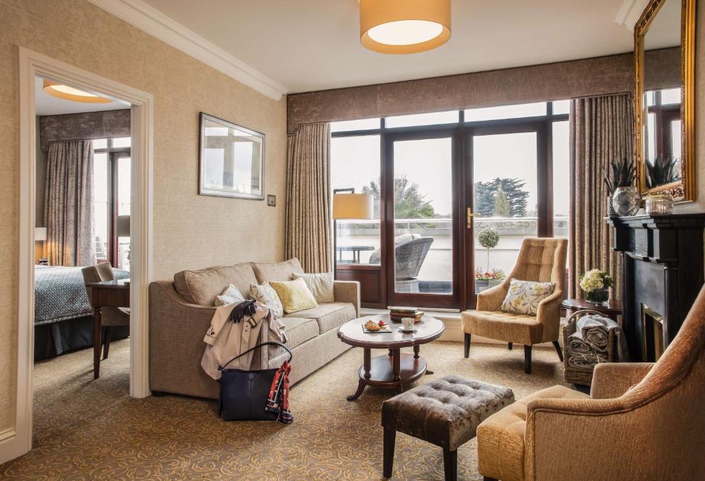 Posezení v ubytování Radisson Blu St. Helen's Hotel