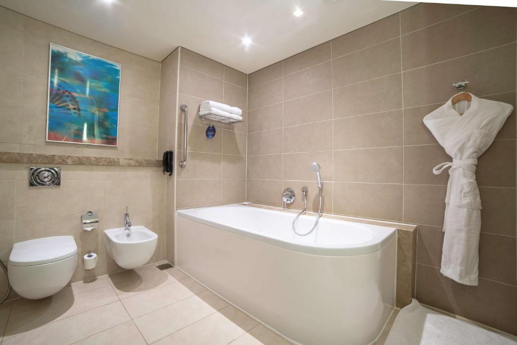 Radisson Blu Hotel, Abu Dhabi Yas Island - Resim 23