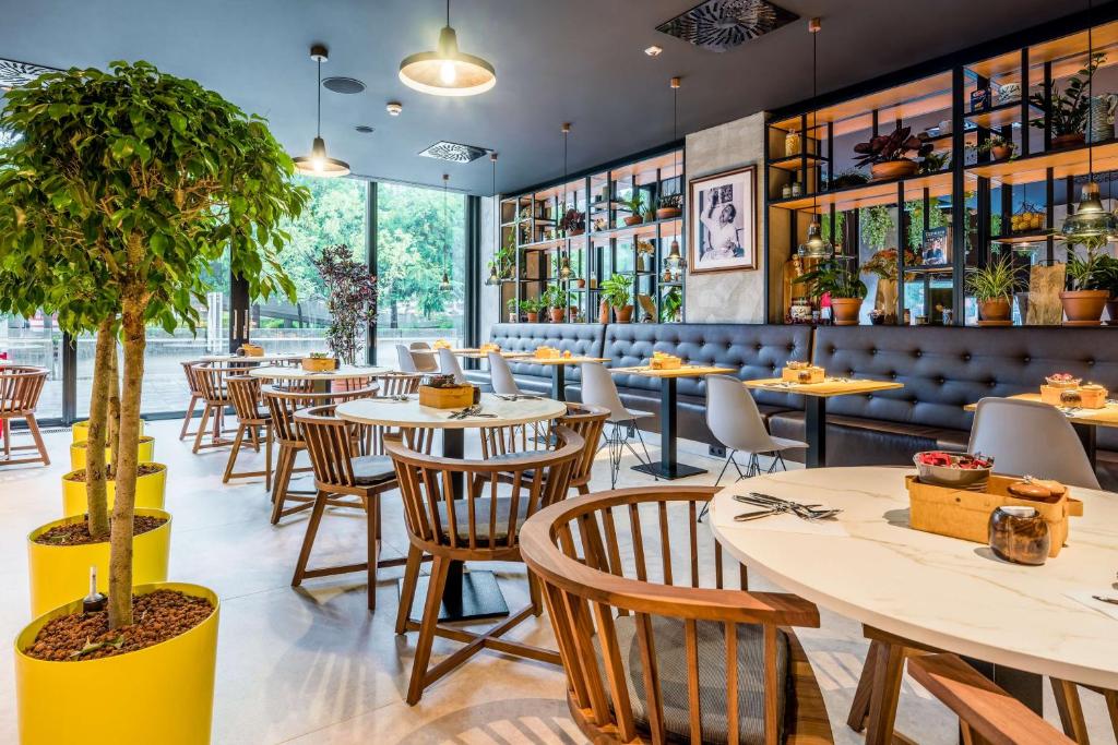 Park Inn by Radisson Danube Bratislava - Resim 3