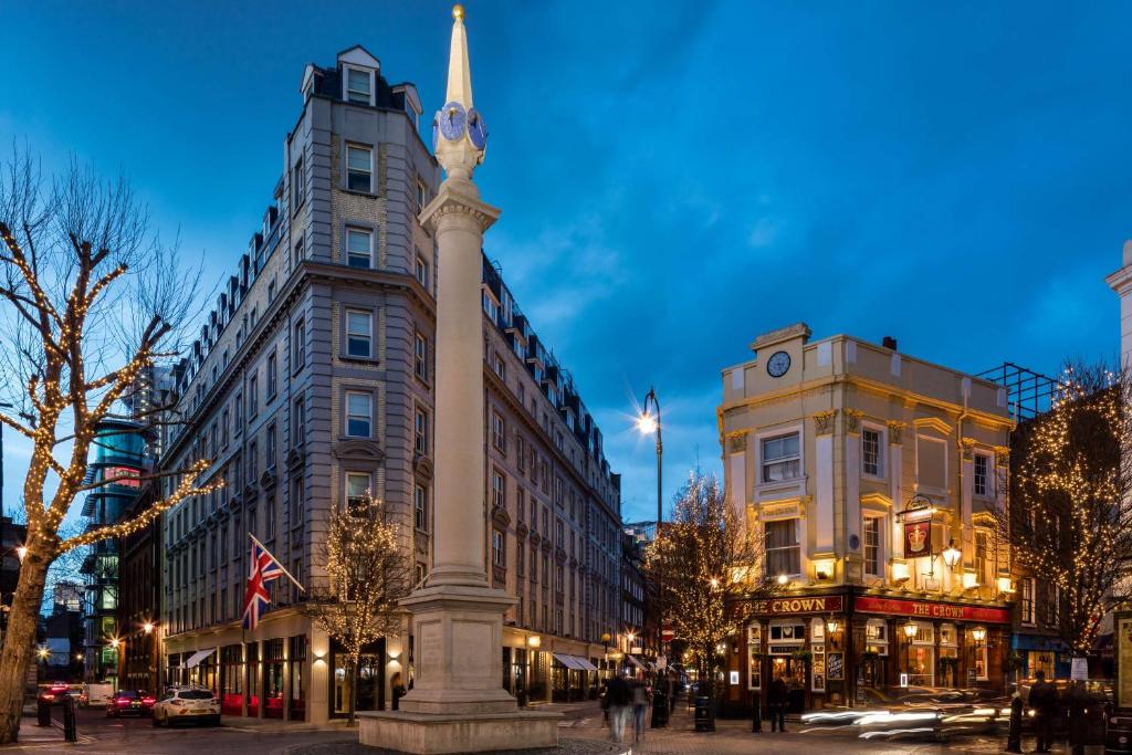 Radisson Blu Hotel, London Mercer Street - Resim 5