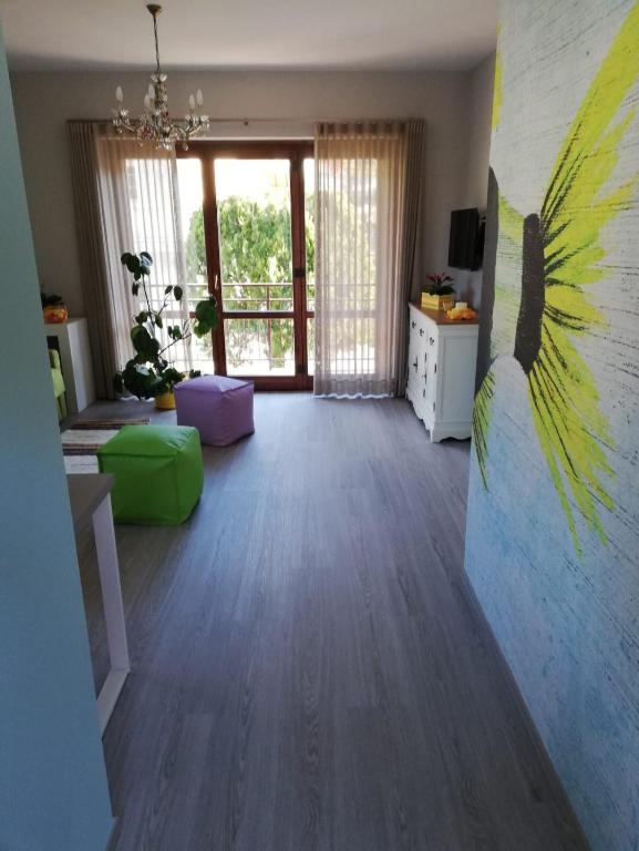 TV a/nebo společenská místnost v ubytování Alex's home 2
