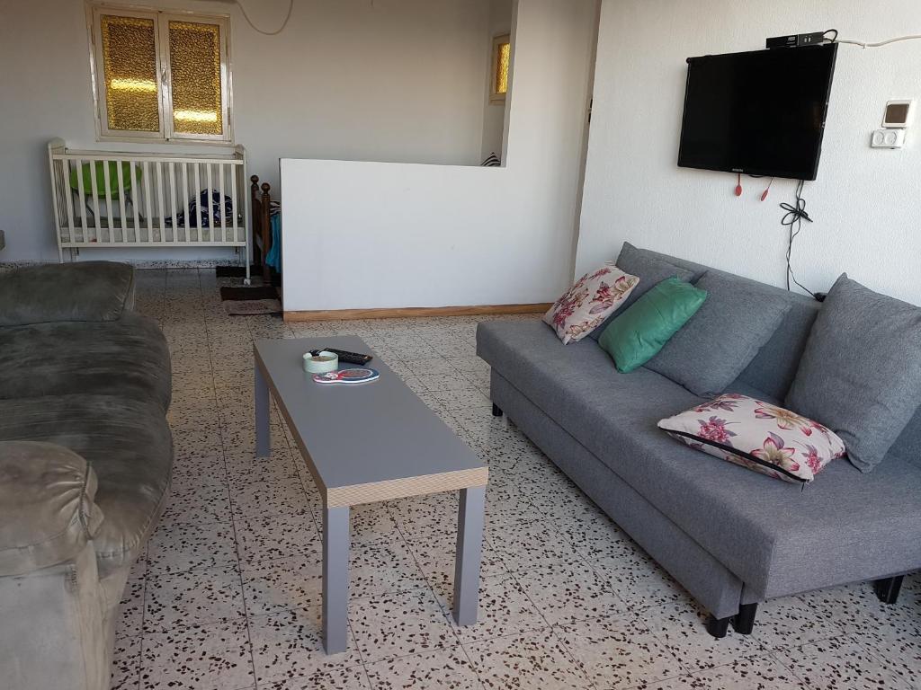 TV a/nebo společenská místnost v ubytování Nazareth View