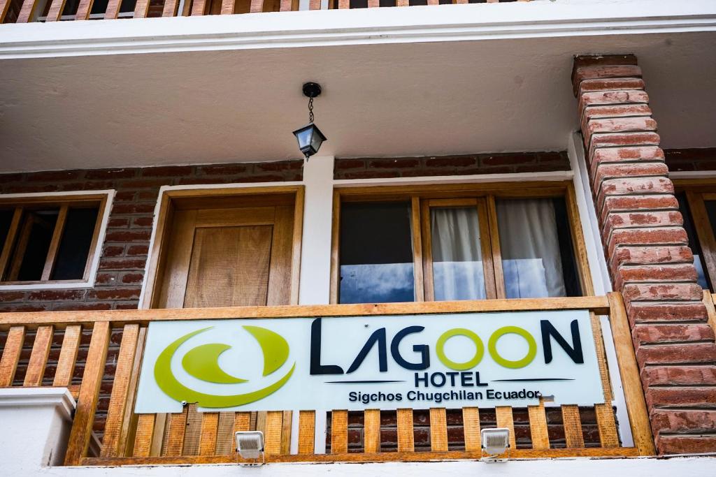 Certifikát, hodnocení, plakát nebo jiný dokument vystavený v ubytování Lagoon Hotel Chugchilan