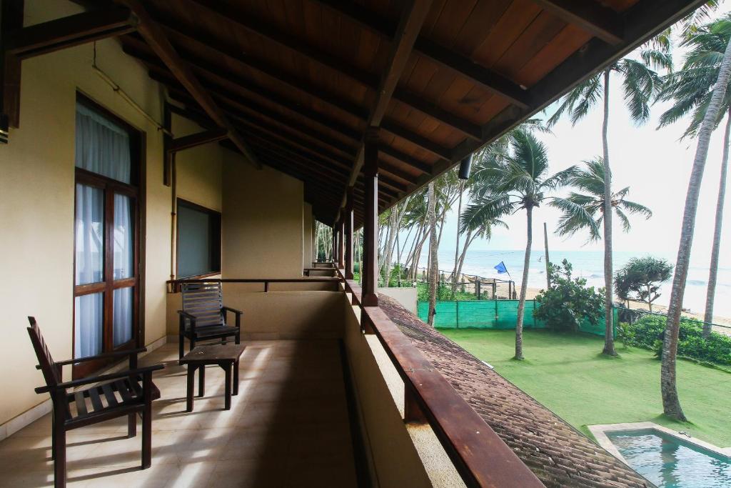 Bazén v ubytování Maresia Beach Villa nebo v jeho okolí