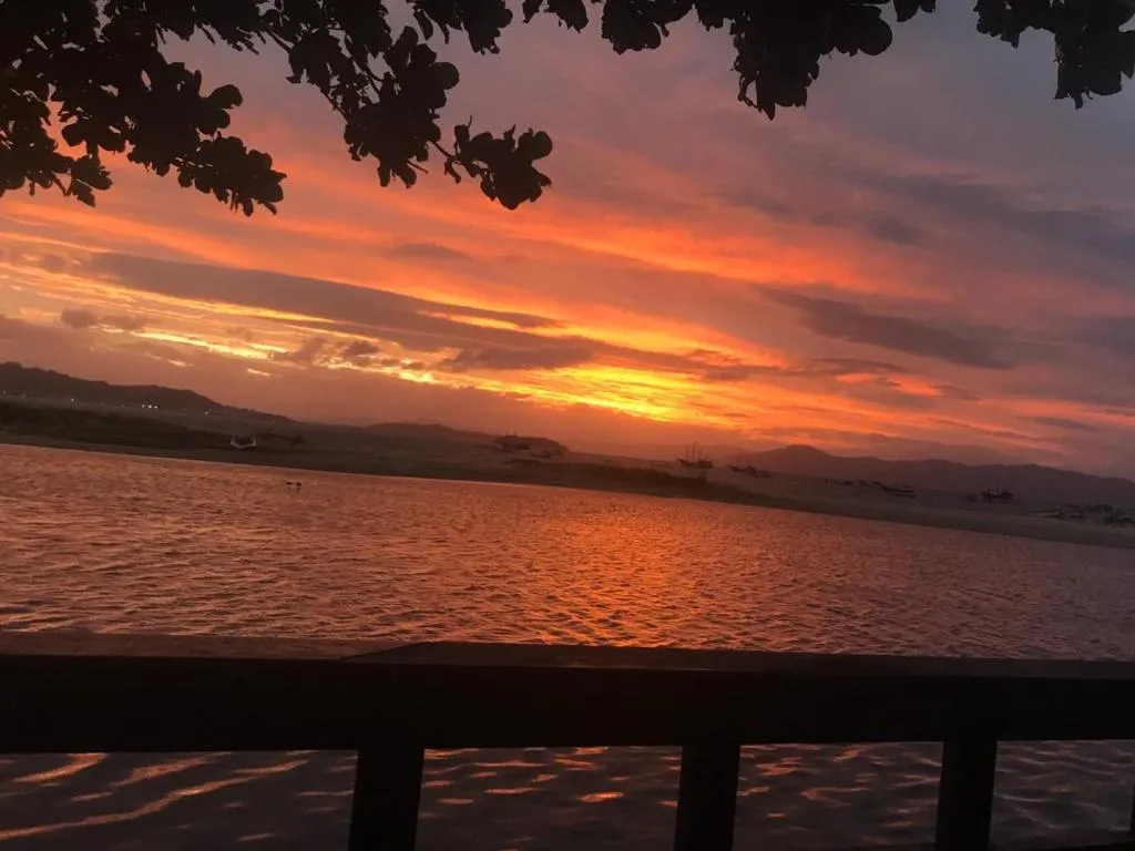 Apartamento com vista para o mar, Florianópolis, Brazilia