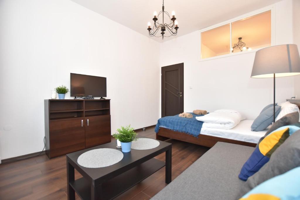 City Central Apartments Wrocław - Two-Bedroom Apartment - 24-25 Białoskórnicza Street