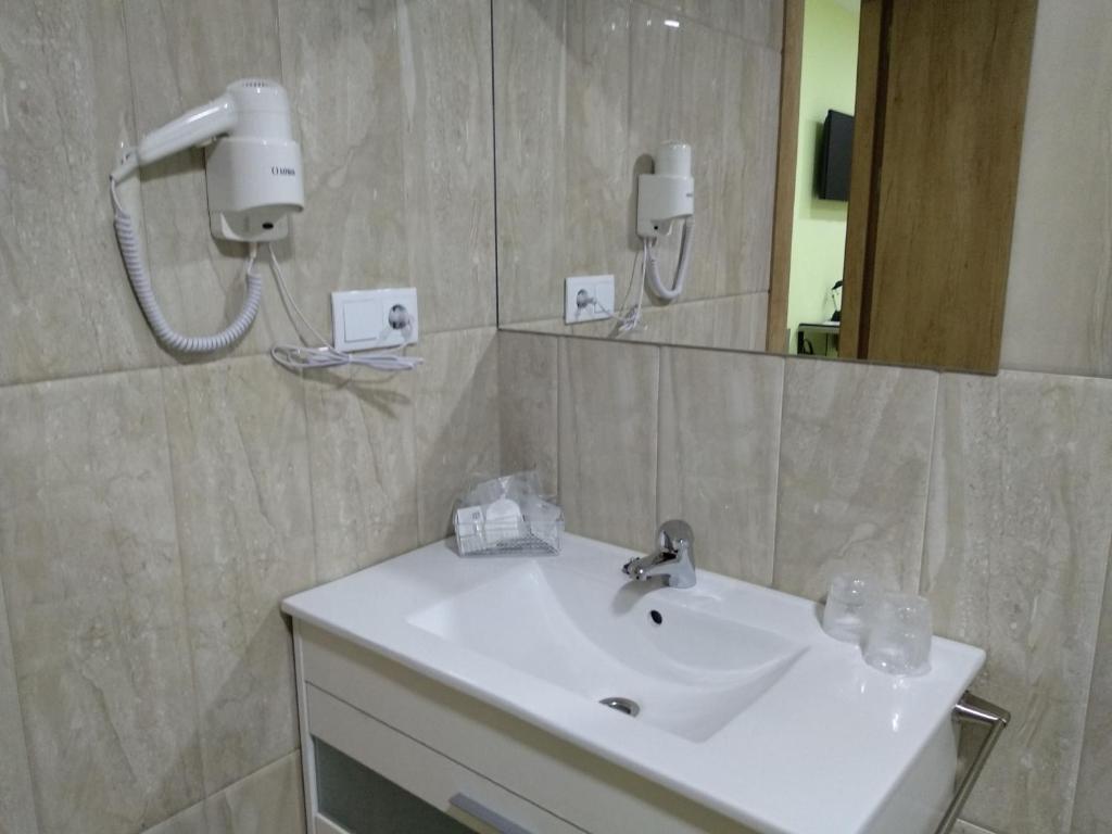 Hotel Primavera - Superior Queen Room