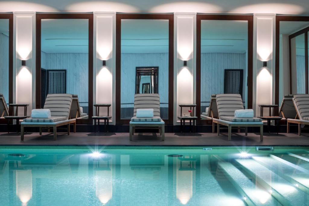 J.K. Place Paris - Resim 3