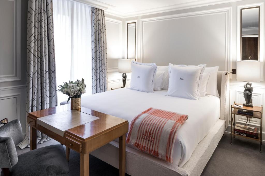 J.K. Place Paris - Resim 42