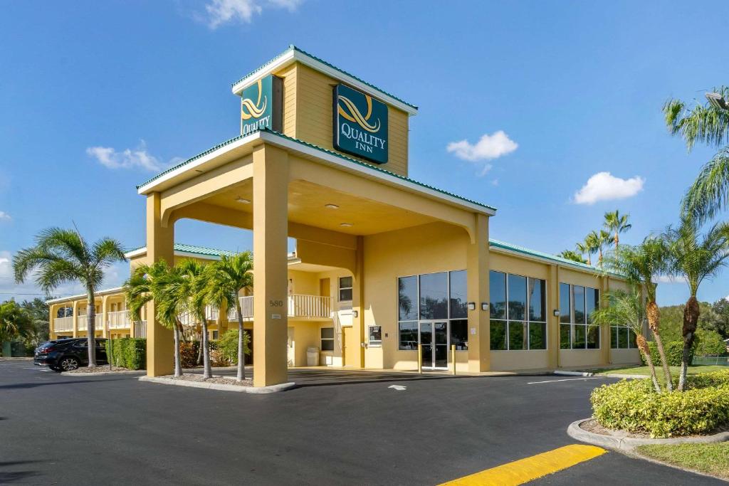 Quality Inn Bradenton North I-75 photo