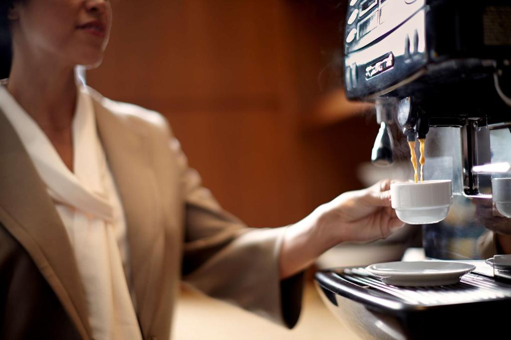 Příslušenství pro přípravu čaje a kávy v ubytování Hyatt Place New York City - Times Square
