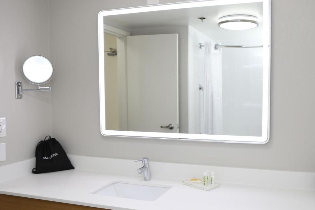 Holiday Inn O'Hare Area by IHG photo
