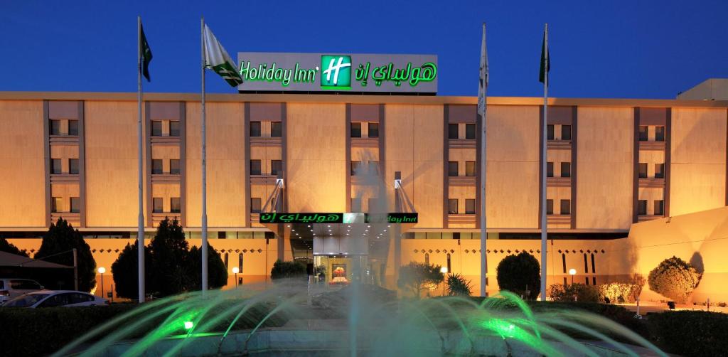 Imagem da galeria de Holiday Inn Tabuk, an IHG Hotel em Tabuk
