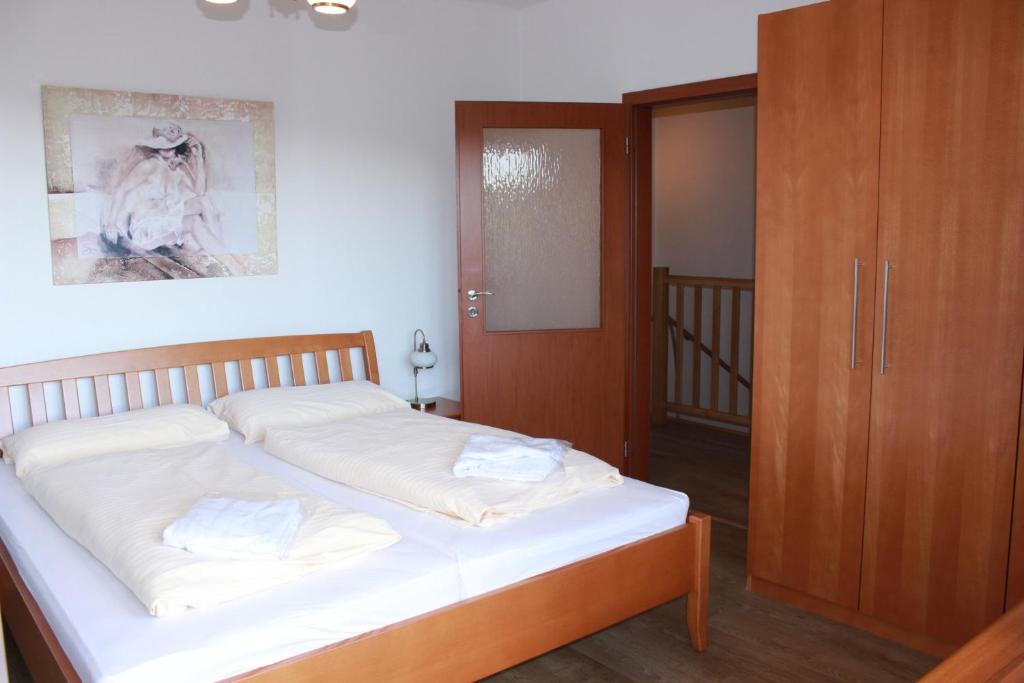 Postel nebo postele na pokoji v ubytování Holiday House - Blue Antik 101 Lipno Home