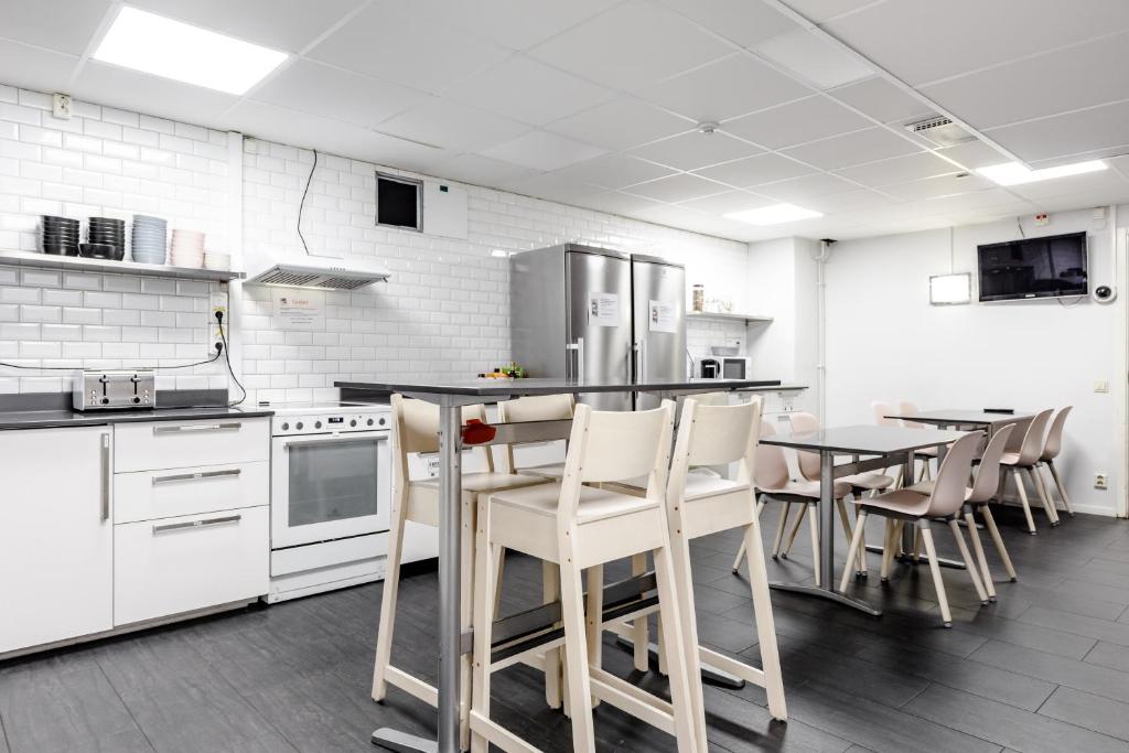 Kuchyň nebo kuchyňský kout v ubytování City Hostel