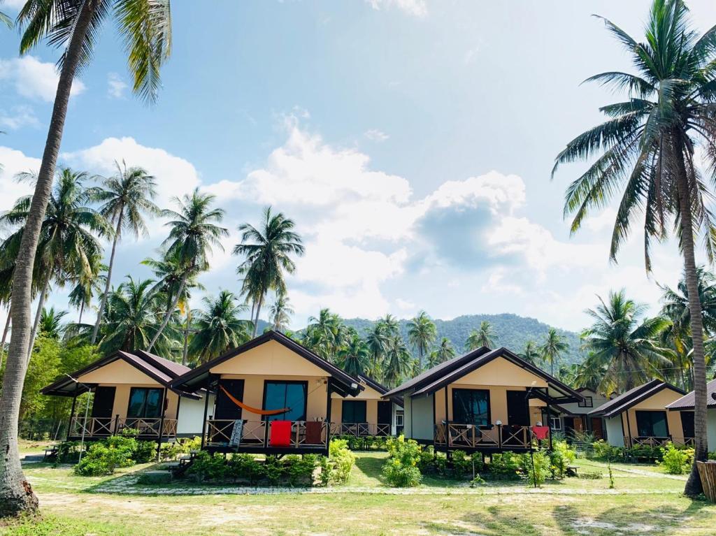 Gallery image of Phangan Chalet Bungalow & House in Chaloklum