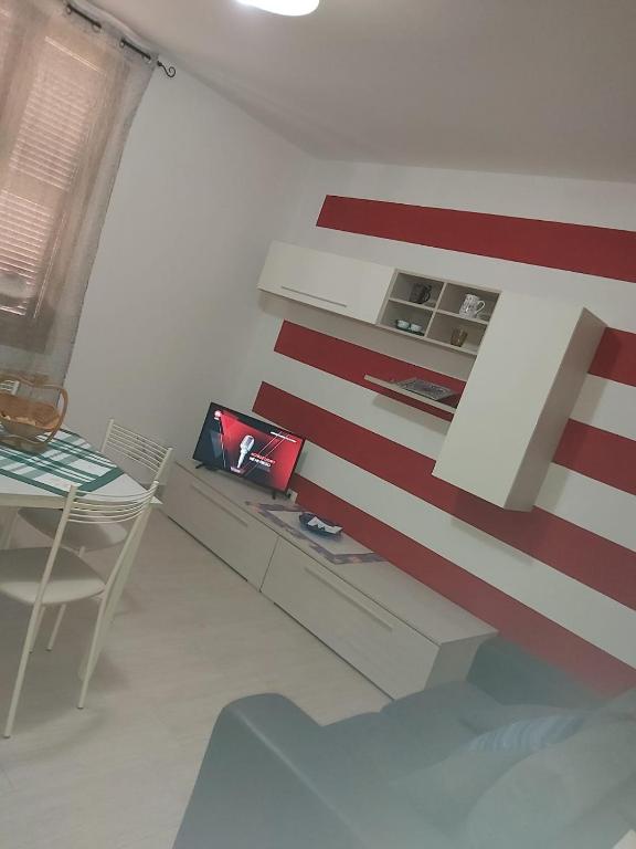 Telewizja i/lub zestaw kina domowego w obiekcie Felicity5terre