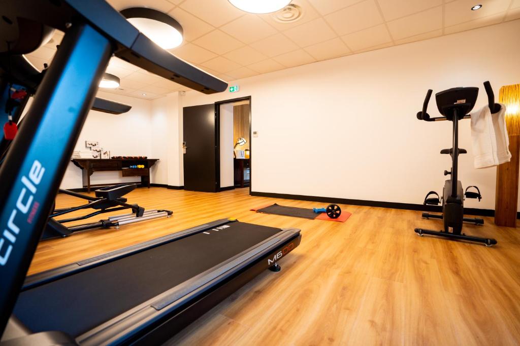 Fitness centrum a/nebo fitness zařízení v ubytování Fac & Spera -Hôtel & Spa