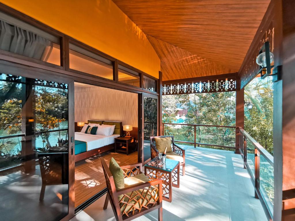 Balkón nebo terasa v ubytování Loboc River Resort