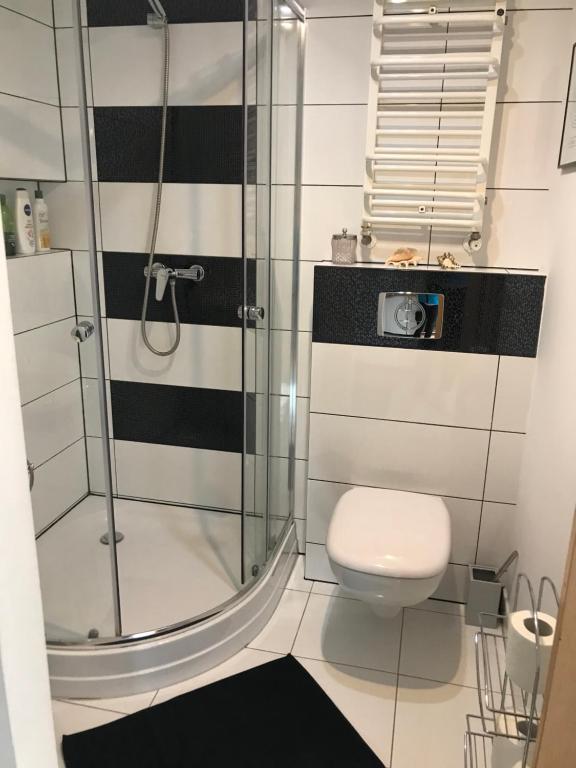 Mały biały domek - 13