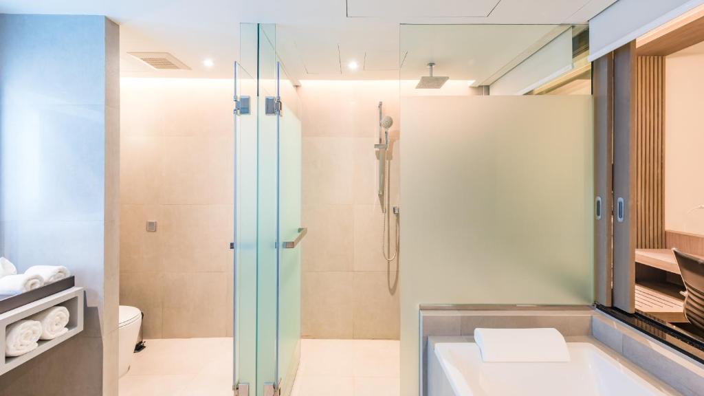 Oceanfront Beach Resort - 13