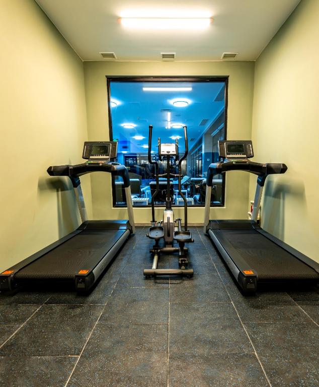 Fitness centrum a/nebo fitness zařízení v ubytování Sevsamora Resort & Spa