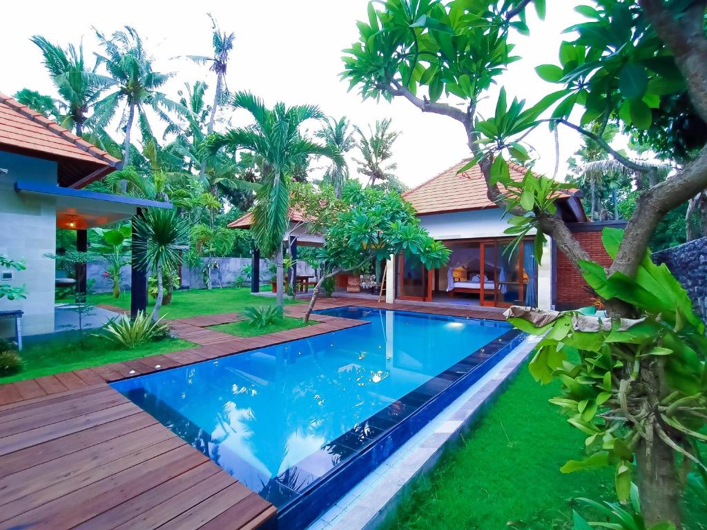 Bazén v ubytování Coco Garden Pool Villas nebo v jeho okolí