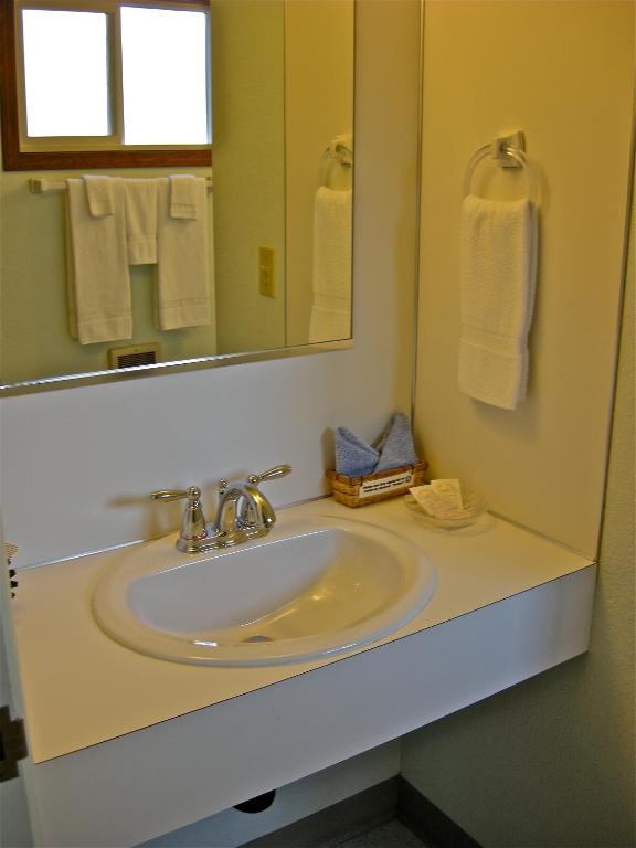 Koupelna v ubytování Azalea Lodge