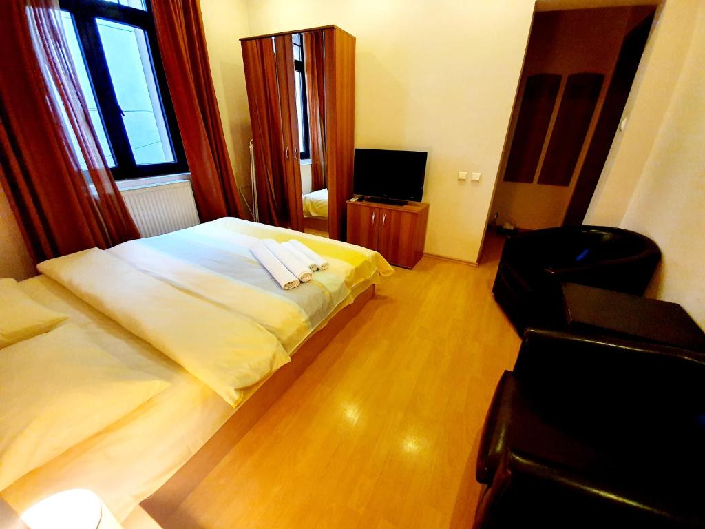 GrandVille Apartments - Room Selected At Check In