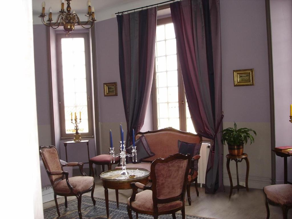 Le PETIT CHATEAU - Tiffauges proche Puy duFou - Deluxe King Room