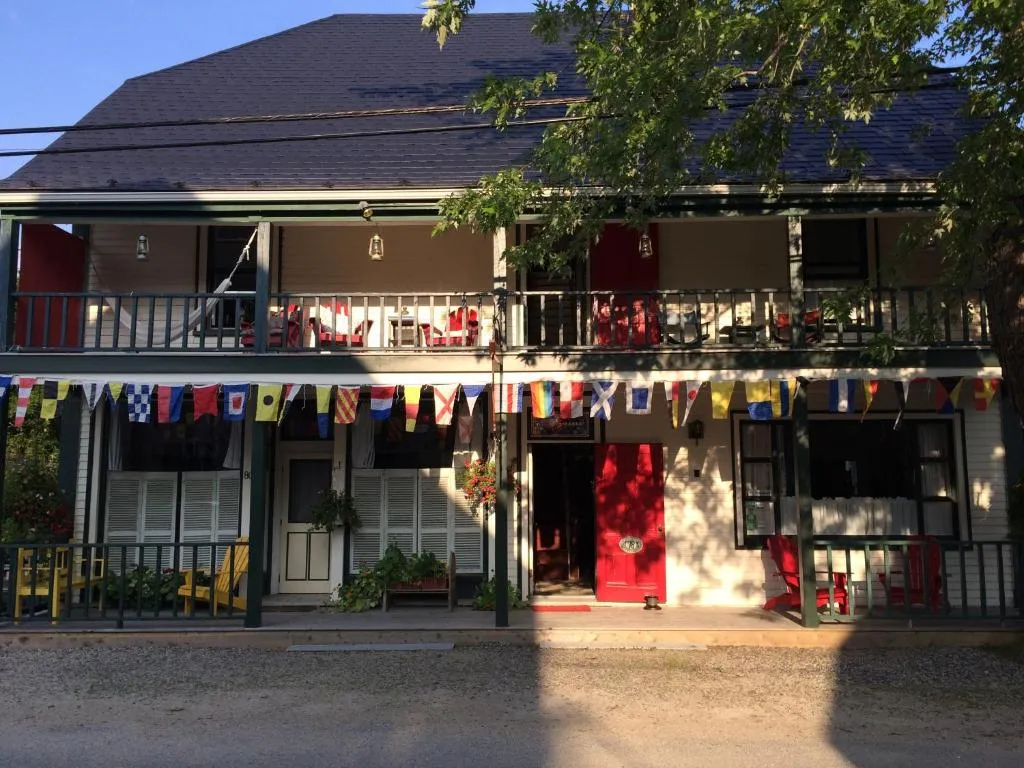 Mecklenburgh Inn, Chester, Canada