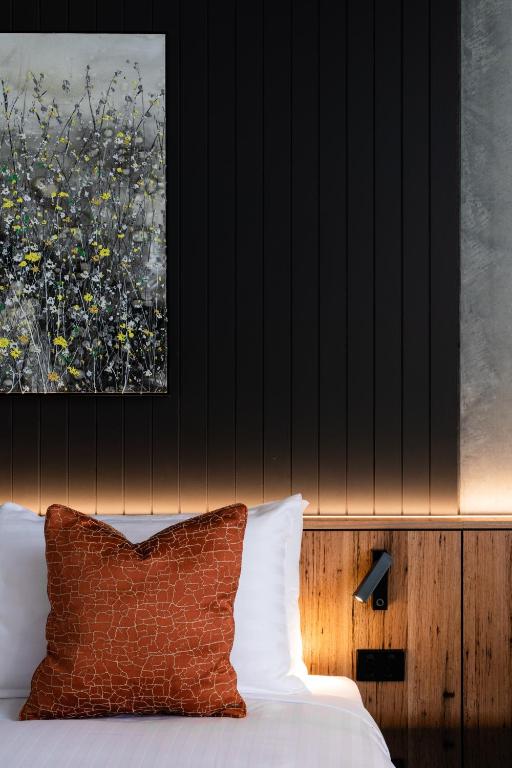 Postel nebo postele na pokoji v ubytování Hotel Verge Launceston