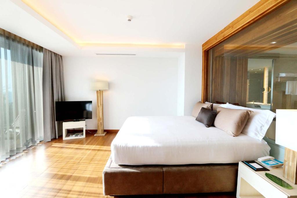 TV a/nebo společenská místnost v ubytování Cape Dara Resort