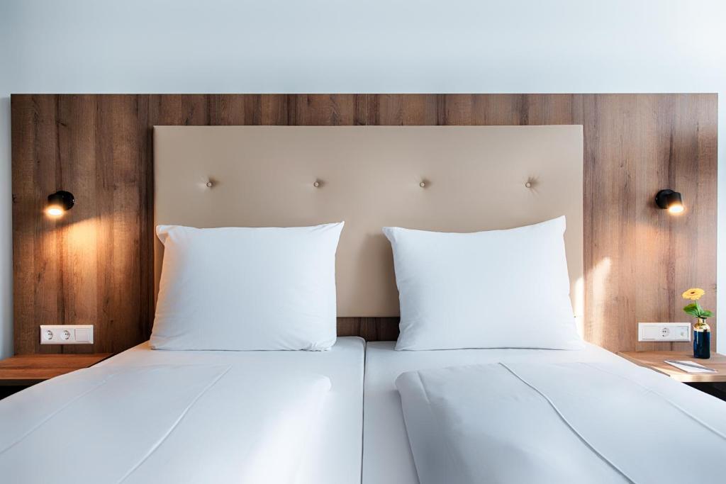 ACHAT Hotel Stuttgart Zuffenhausen - Resim 17