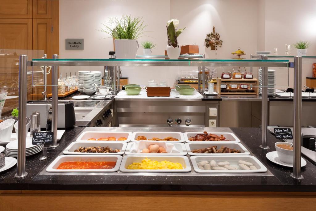 Holiday Inn Nürnberg City Centre by IHG - Resim 16