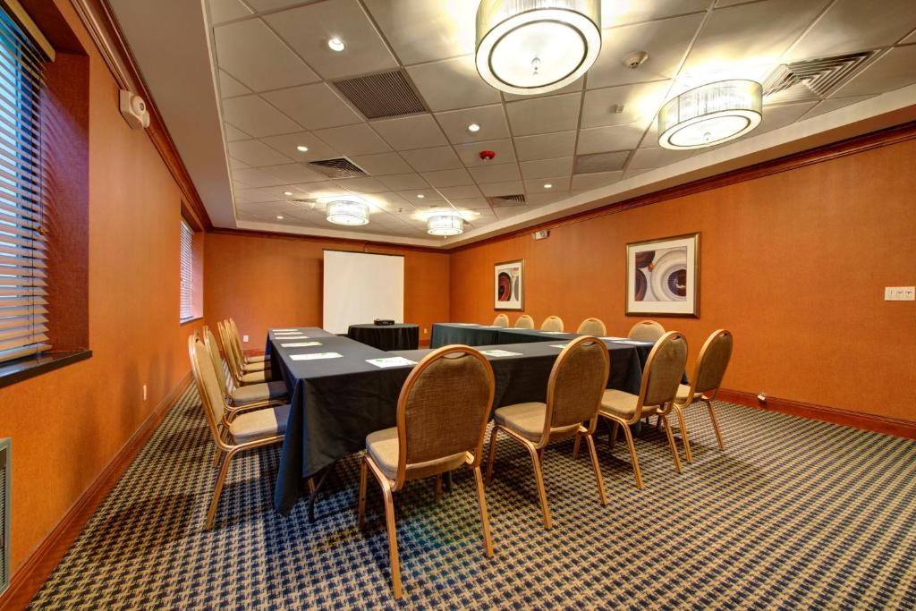 Konferenční prostory v ubytování Holiday Inn Plainview-Long Island by IHG