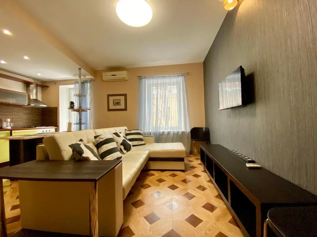 CITY HEART BOLSHAYA MORSKAYA 33 APARTMENT, Kudrovo, Russia